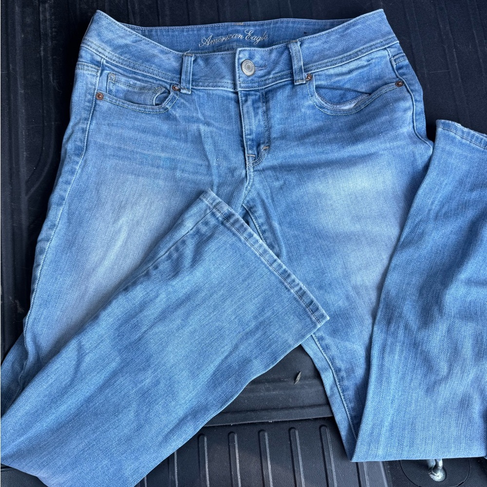 American Eagle Outfitters Women's Light Blue Straight Leg Jeans Low Rise
